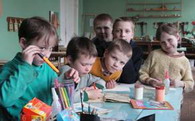 “эвричайлд” презентовал проект по сокращению численности детей в российских детских домах и домах ребенка